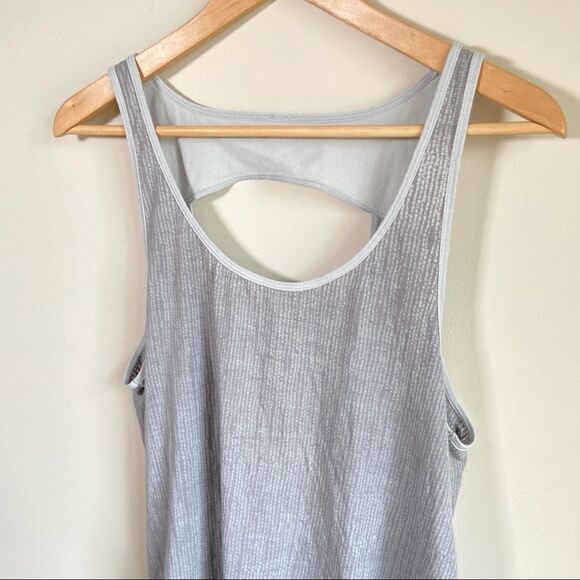Lululemon Next  to Nothing Tank Breathable Open Back Burnout Grey Size 6 - Picture 6 of 7